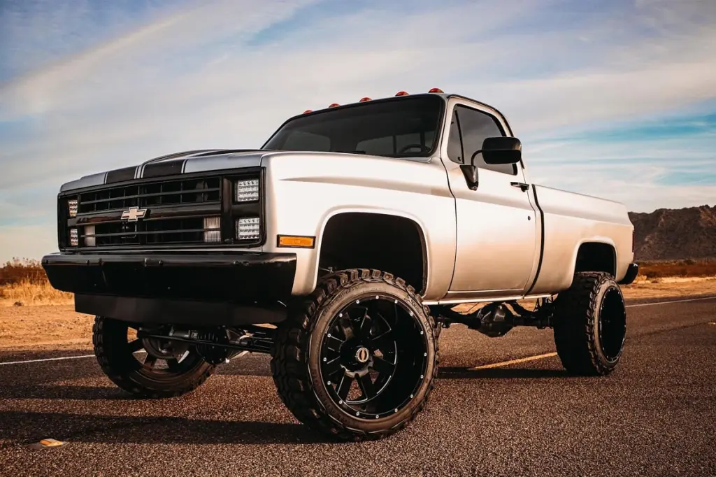 Chevy/GMC C10/K10 C15/K15 Truck/Half-Ton Suburban/Jimmy (77-91) Rough Country